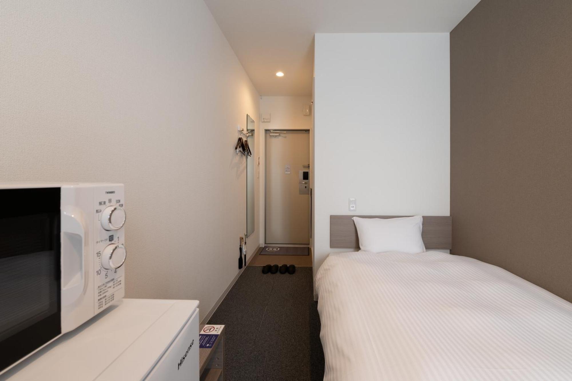 Hotel R9 The Yard Ashikagaekinishi Экстерьер фото